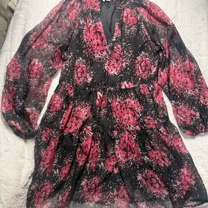 Entro Black and Pink Midi Dress